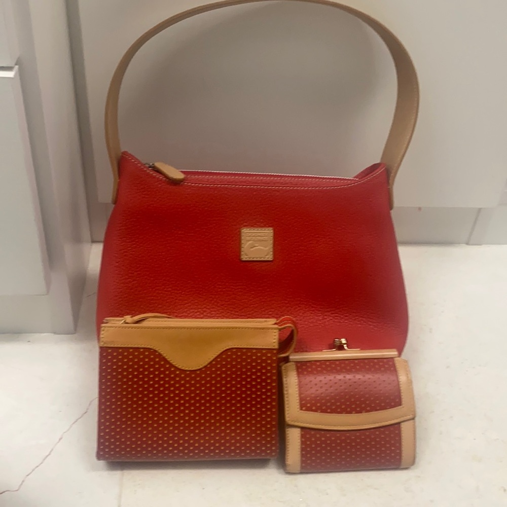 Dooney & Bourke red and tan handbag set